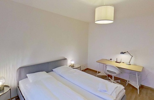 Seebach Apartment | Functional 3BR Stay with Balcony