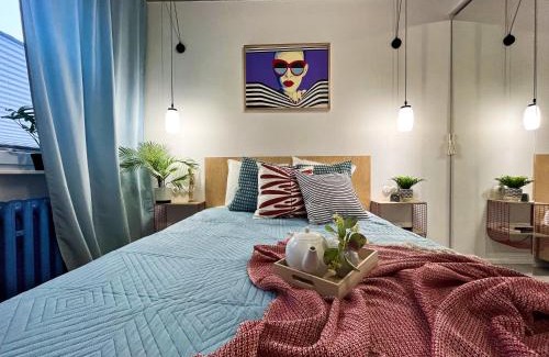 Srodmiescie Apartment | Funky Vibes Apart - Wyszyńskiego 55 - self check-in 24h - free parking