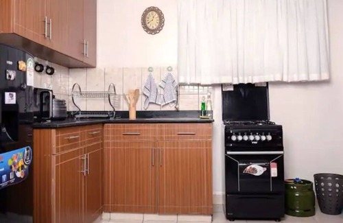 Nairobi West Apartment | Furnished 1 Bedroom Apartment in Nairobi | 15 Mins to CBD | Free WI-FI & Parking