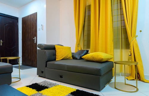 Abuja House | Furnished 4 Bedroom Apart - 24Hrs Elect/WIFI/Security