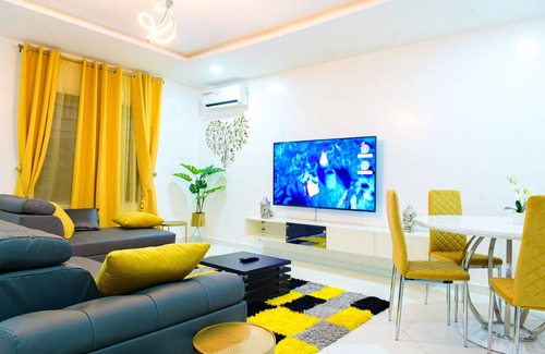 Abuja House | Furnished 4 Bedroom Apart - 24Hrs Elect/WIFI/Security