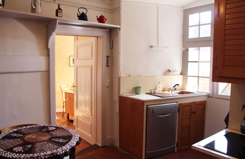 Semur-en-Auxois Apartment | Furnished accomodation Logis des Gouverneurs in the heart of medieval city