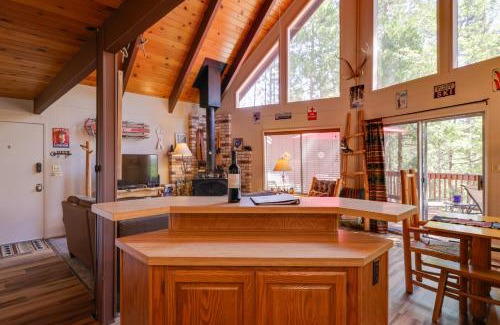 Mi-Wuk Village House | Furnished Deck High Sierra Cabin in Twain Harte!