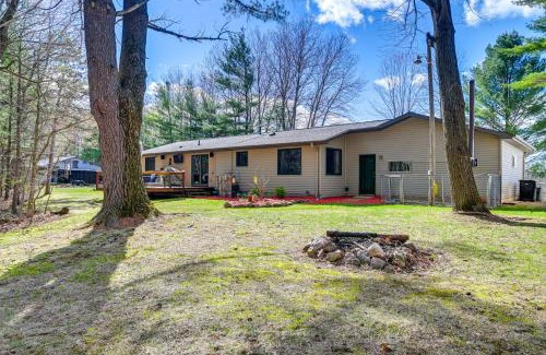 Manawa House | Furnished Deck with Forested Views Manawa Home!