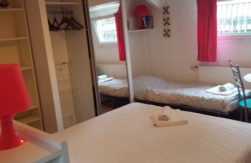 2nd Arrondissement Apartment | Furnished Studio on barge quay of the Saône, center, unusual, quiet, near train station