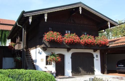 Seeon-Seebruck House | Gästehaus Banik