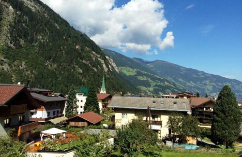 Mayrhofen House | Gästehaus Hornegger