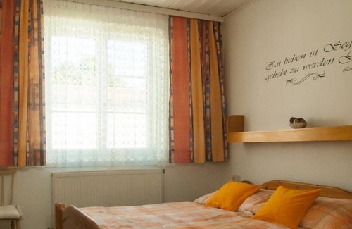 Podersdorf am See Bed & Breakfast | Gästehaus Ringbauer - Doppelzimmer mit Dusche, WC