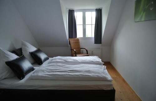 Leiwen Hotel | Gästehaus Sektstuuf St. Laurentius