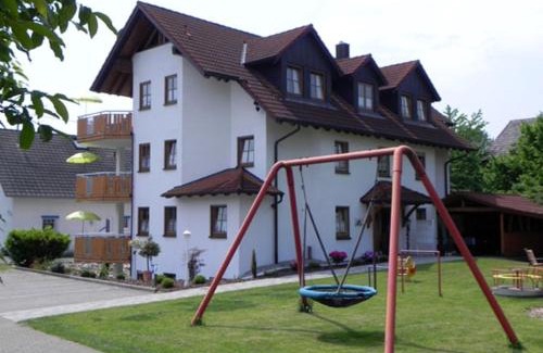 Neufrach Apartment | Gästehaus Trostelhof