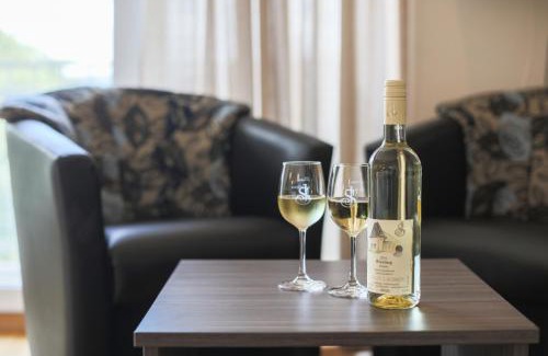 Longuich Hotel | Gästehaus Wein im Turm