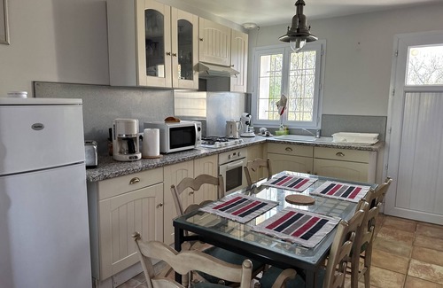 Tadousse-Ussau House | Gîte Équestre Cosy, au Calme, Pour des Vacances Nature