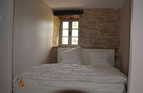 Caylus Cottage | Gîte Alexandre Dumas, sleeps 6