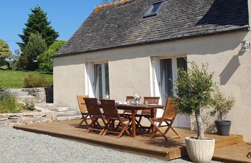 Plounevez-Lochrist House | Gîte Au café des marguerites