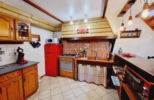 Eppe-Sauvage House | Gîte chaleureux en plein cœur de la nature avec terrasse, animaux acceptés, proche Val Joly - FR-1-510-183