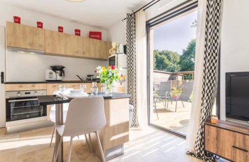 La Chapelle-des-Marais House | Gîte charmant cœur Parc de Brière, proche Guérande, jardin privatif, wifi, équipements bébé inclus - FR-1-306-983