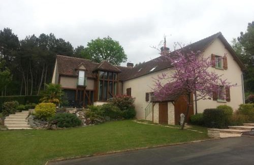 Dollon House | Gîte de charme avec SPA et cheminée, près du Mans, 7 chambres, WIFI, en bord de forêt de Vibraye - FR-1-410-308