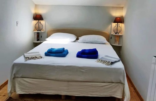 Les Pilles Apartment | Gîte de Charme en Provence, Odette