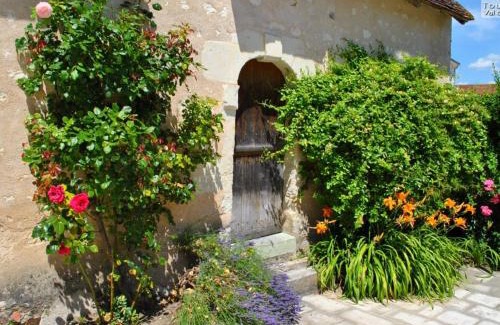 Bossay-sur-Claise House | Gîte de Charme pour 15 Pers avec Jardin Privatif, à 12 km de La Roche-Posay - FR-1-381-514