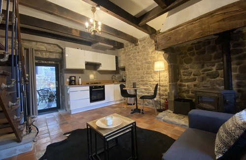 Juvinas Cottage | Gîte de charme - The 16th-century Mas L'Essenchaou