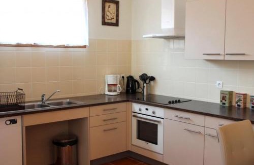 Mesples House | Gîte de groupe écologique, internet gratuit, idéal famille ou amis - FR-1-489-484