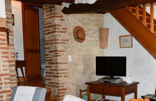 Labastide-de-Levis House | Gîte de Tarou
