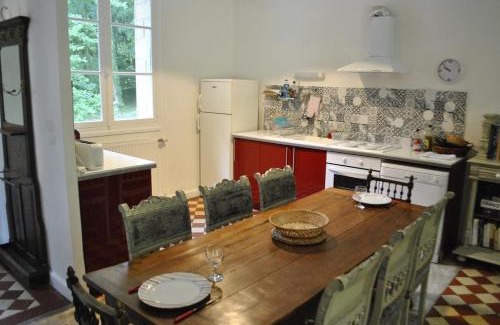 Chevregny Apartment | Gîte du Château des Chaînées