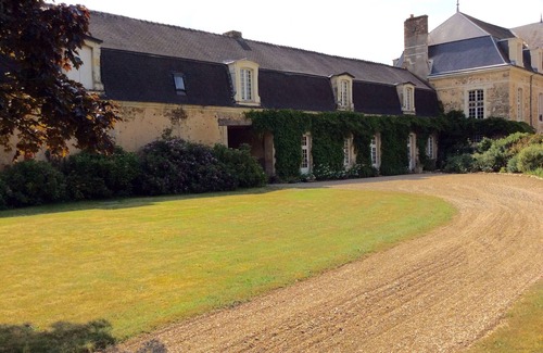 Saint-Pavace House | Gîte du Chêne, 24h of Le Mans circuit 14 km Boulerie Jump 10 Kms