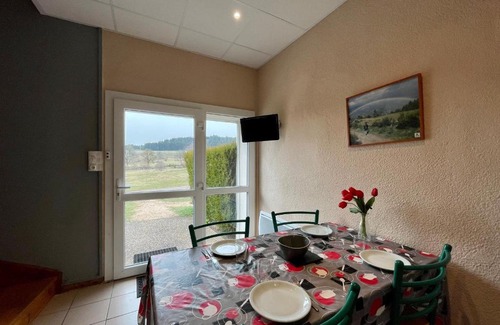 Cayres House | Gîte familial près du Puy-en-Velay avec accès rapide au Lac du Bouchet - FR-1-582-340