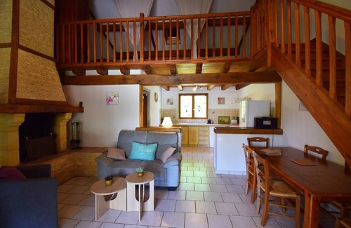 Blanquefort-sur-Briolance House | Gîte avec piscine et jacuzzi - Lot-et-Garonne