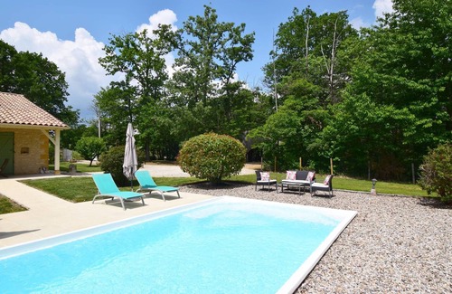 Blanquefort-sur-Briolance House | Gîte avec piscine et jacuzzi - Lot-et-Garonne