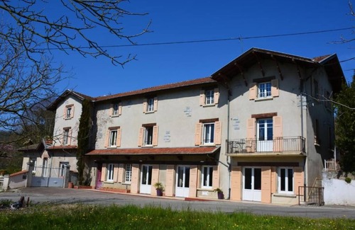 Saint-Lattier House | Gîte Le Cèdre Bleu