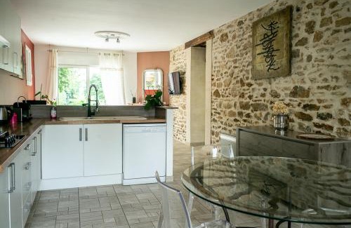 La Porcherie Apartment | Gîte Les Dalias