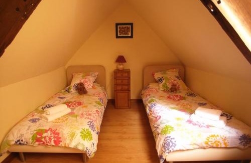 Les Champs-Geraux House | Gîte Pomme - Les Gîtes de la Lohuas