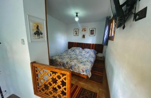 Aguelmam Azegza House | Gîte rural à Jnane Imass