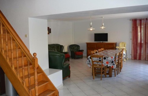 Tavant House | Gîte Tavant, 5 pièces, 9 personnes - FR-1-381-383