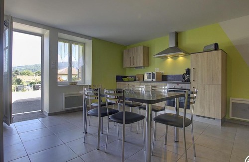 Tossiat House | Gîte Tossiat, 3 pièces, 6 personnes - FR-1-493-143