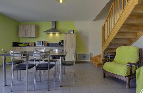 Tossiat House | Gîte Tossiat, 3 pièces, 6 personnes - FR-1-493-143