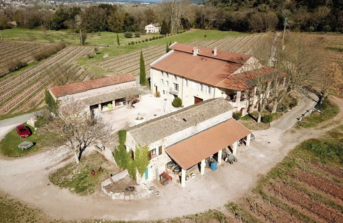 Les Arcs-sur-Argens Apartment | Gîte Vert D'olive. Gîte de Charme au Milieu des Vignes