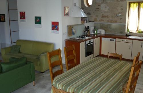 Avernes House | Gîtes de la Grande Ferme