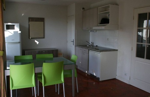 Sainte-Cecile-les-Vignes Cottage | Gîtes en Provence clim avec piscine - 6 personnes - Chq Vacances acceptés
