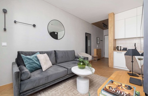 Katowice Apartment | Góreckiego 17 | Modern Studio | Balcony