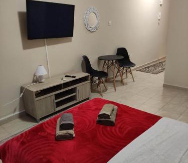 Larissa Apartment | G M 3 ROOMS KENTPO in the heart of the city