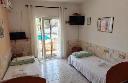 Metamorfosi Resort | (G) - Nr.8 Family Suite (own private pool)
