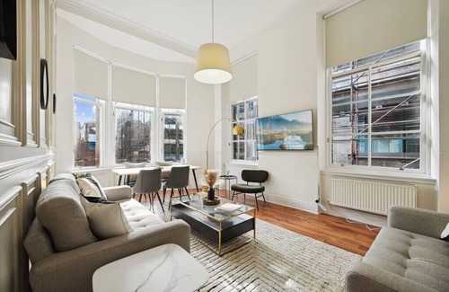 City Centre Glasgow Apartment | (G3) Grand 2 bed Blythswood Apartment