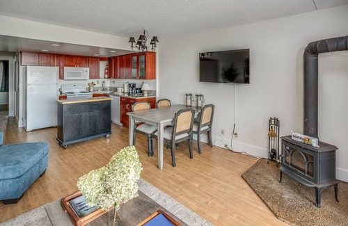 Gearhart Condo | G668 1 bedroom 3rd floor, No Cleaning Fees