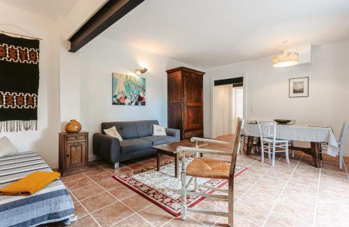 Puyravault House | Gabae - Les Volets Gris