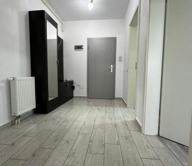 Tractorul Apartment | Gabriela Coresi Mall