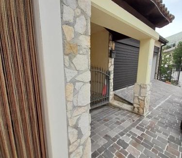 Sant'Eufemia a Maiella Apartment | Gabriella