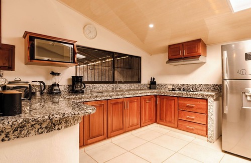 La Fortuna House | Gaby's Home In Downtown La Fortuna